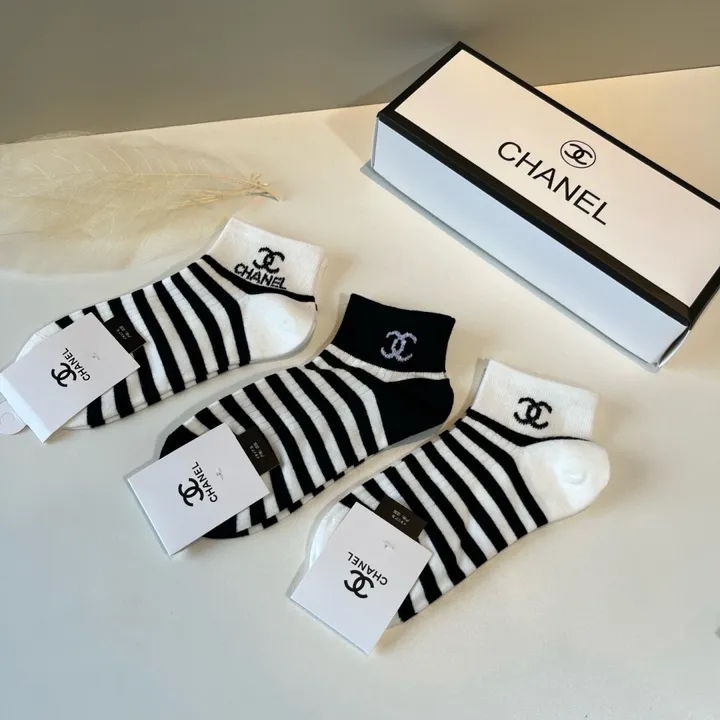 スーパーコピー シャネル 靴下