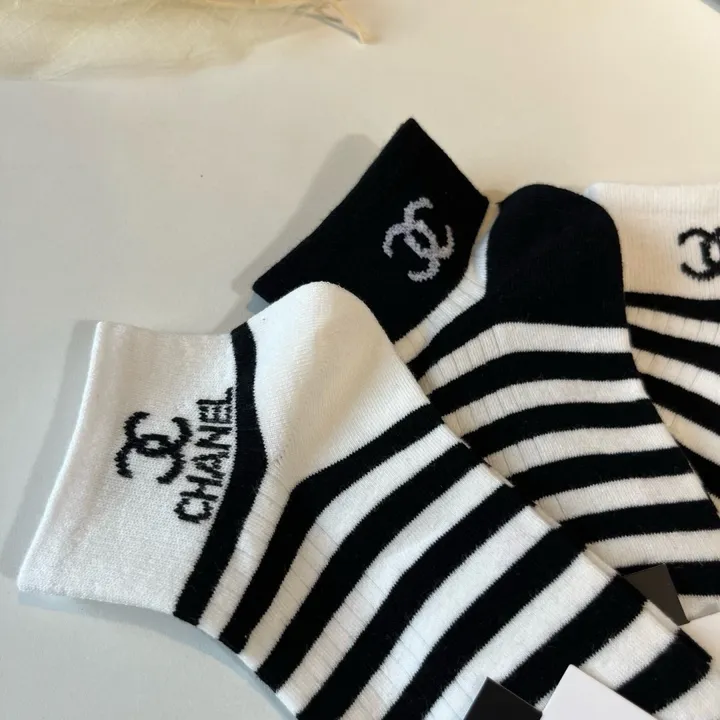 スーパーコピー シャネル 靴下