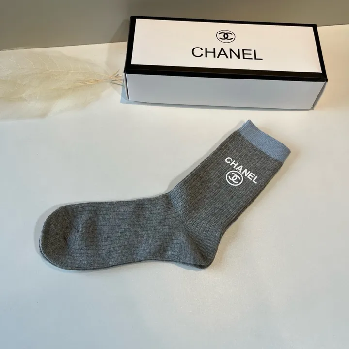 スーパーコピー シャネル 靴下