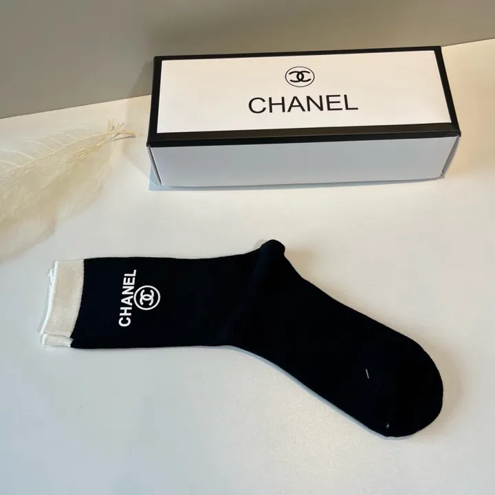 スーパーコピー シャネル 靴下