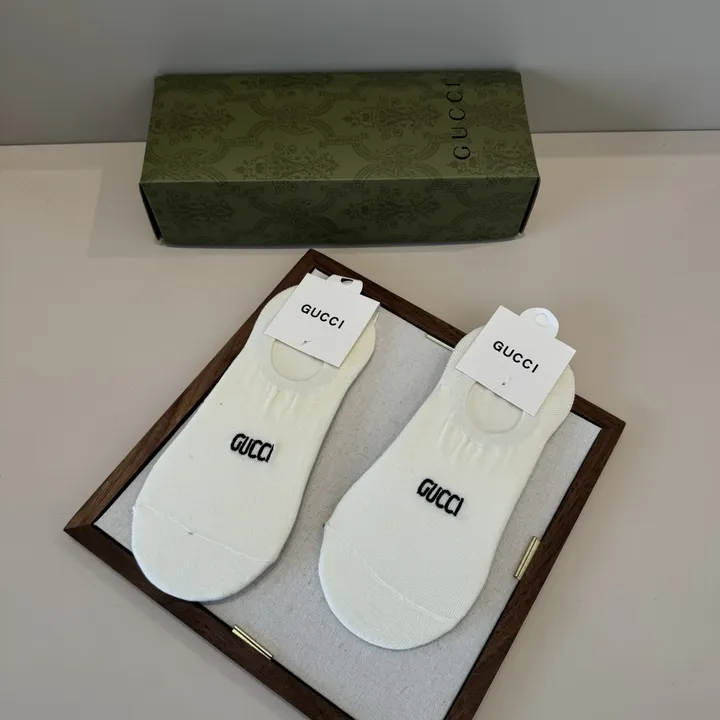 スーパーコピー グッチ 靴下