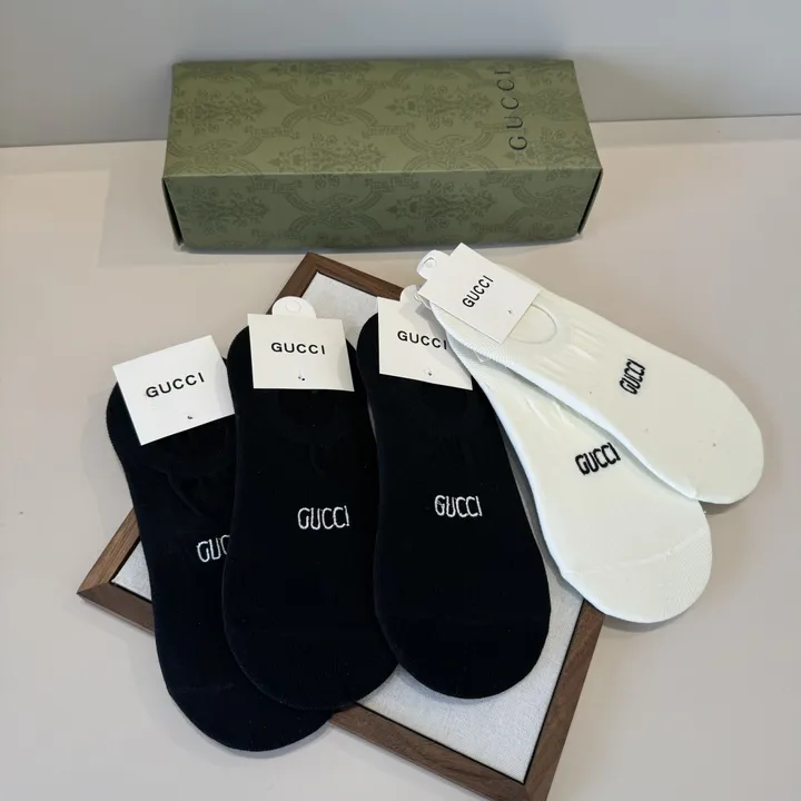 スーパーコピー グッチ 靴下