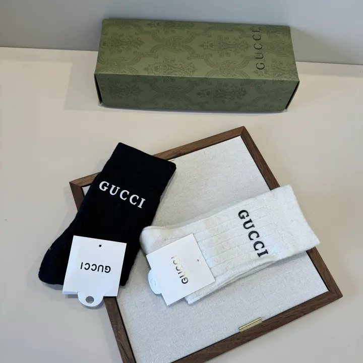 スーパーコピー グッチ 靴下