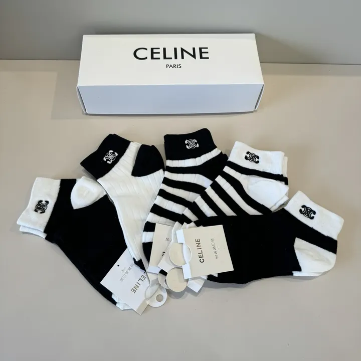 スーパーコピー セリーヌ 靴下