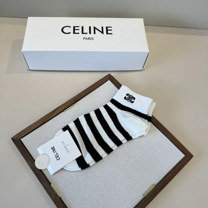 スーパーコピー セリーヌ 靴下