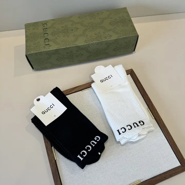 スーパーコピー グッチ 靴下