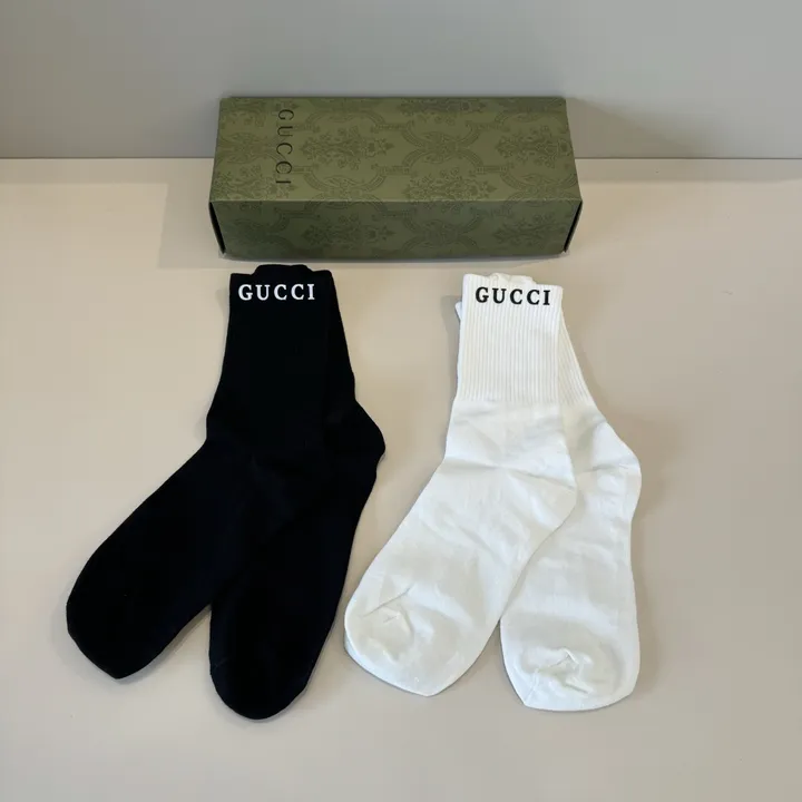 スーパーコピー グッチ 靴下