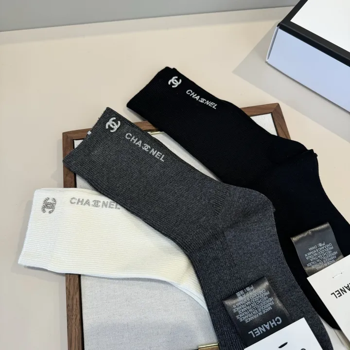 スーパーコピー シャネル 靴下