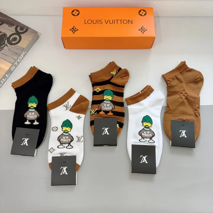 スーパーコピー ルイヴィトン 靴下