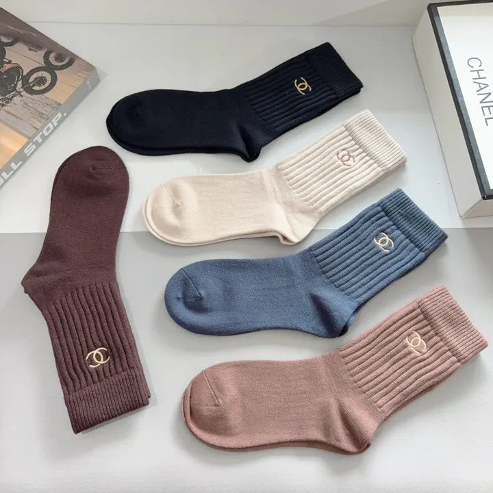 スーパーコピー シャネル 靴下