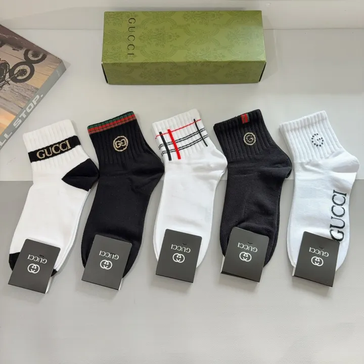 スーパーコピー グッチ 靴下