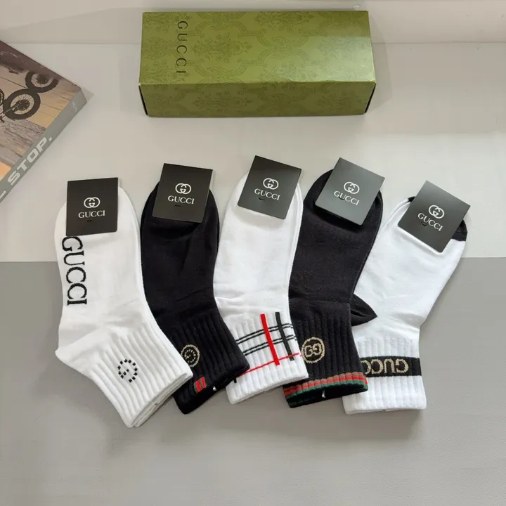 スーパーコピー グッチ 靴下