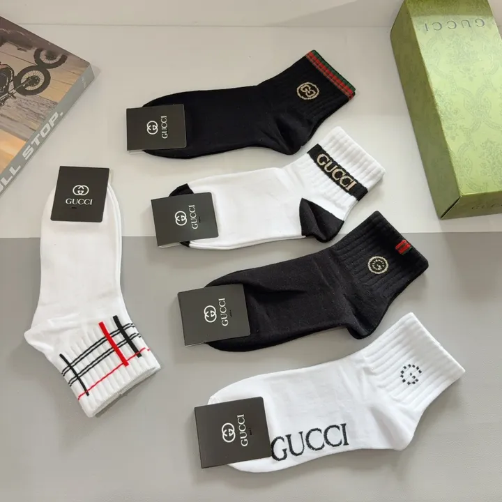 スーパーコピー グッチ 靴下