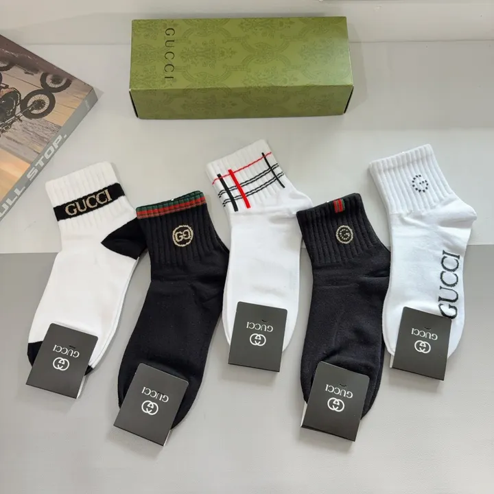 スーパーコピー グッチ 靴下