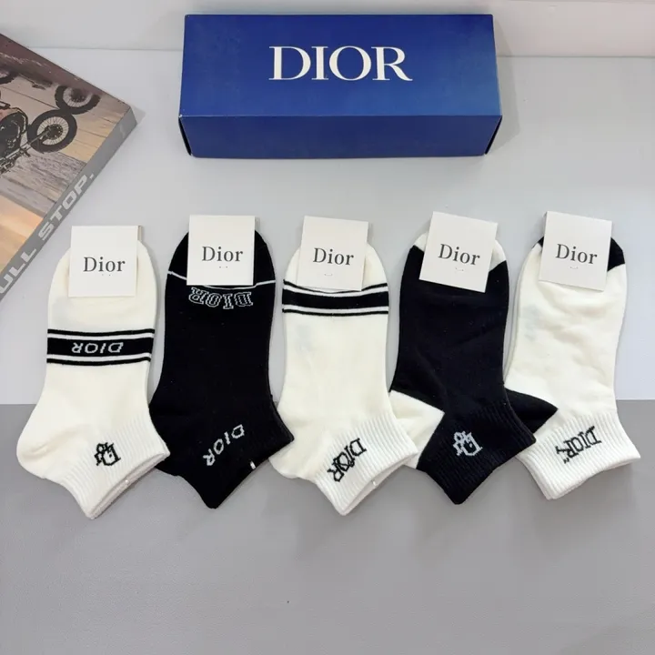 スーパーコピー ディオール 靴下