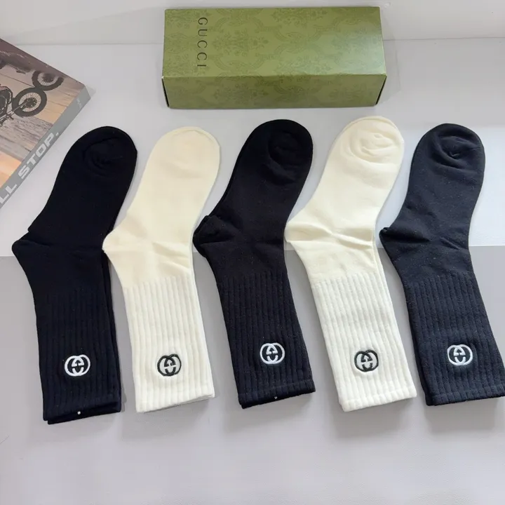 スーパーコピー グッチ 靴下
