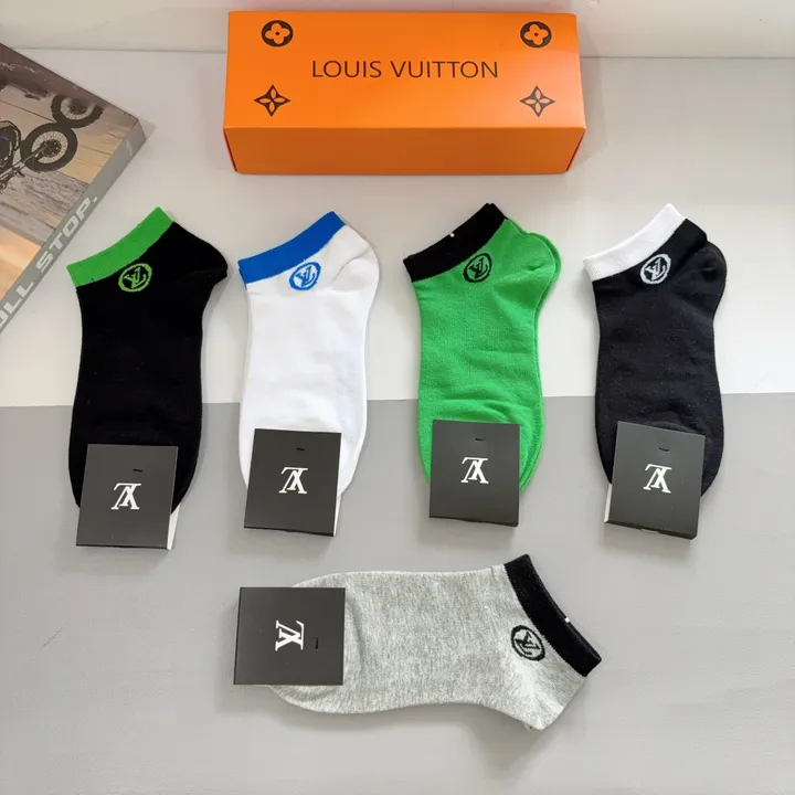 スーパーコピー ルイヴィトン 靴下