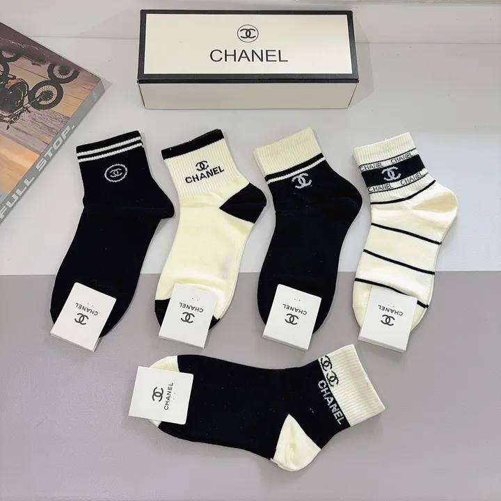 スーパーコピー シャネル 靴下