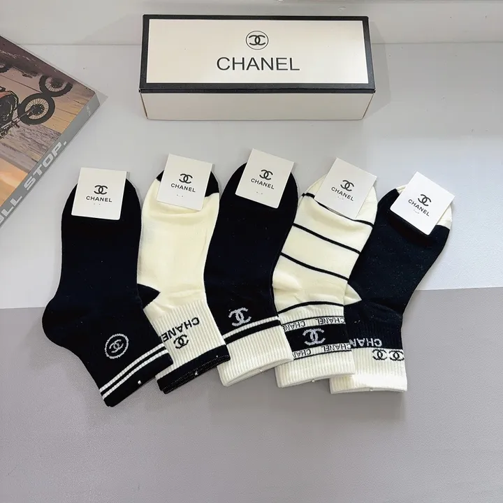 スーパーコピー シャネル 靴下