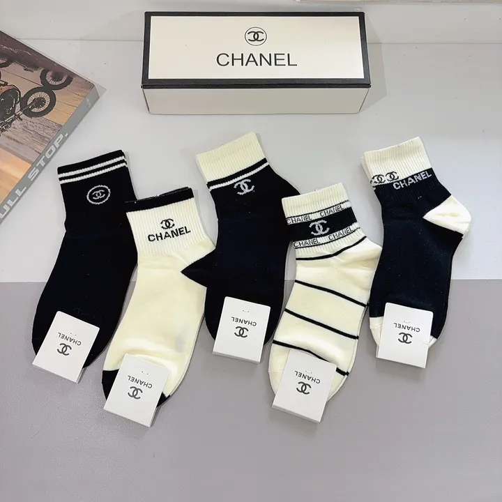 スーパーコピー シャネル 靴下