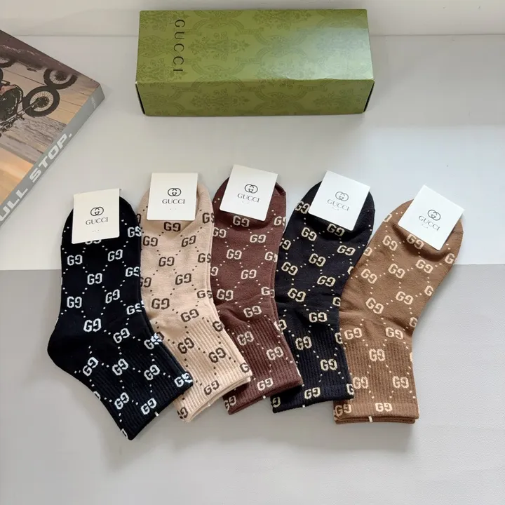 スーパーコピー グッチ 靴下