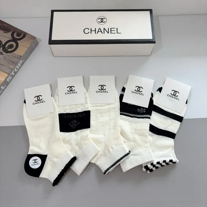 スーパーコピー シャネル 靴下