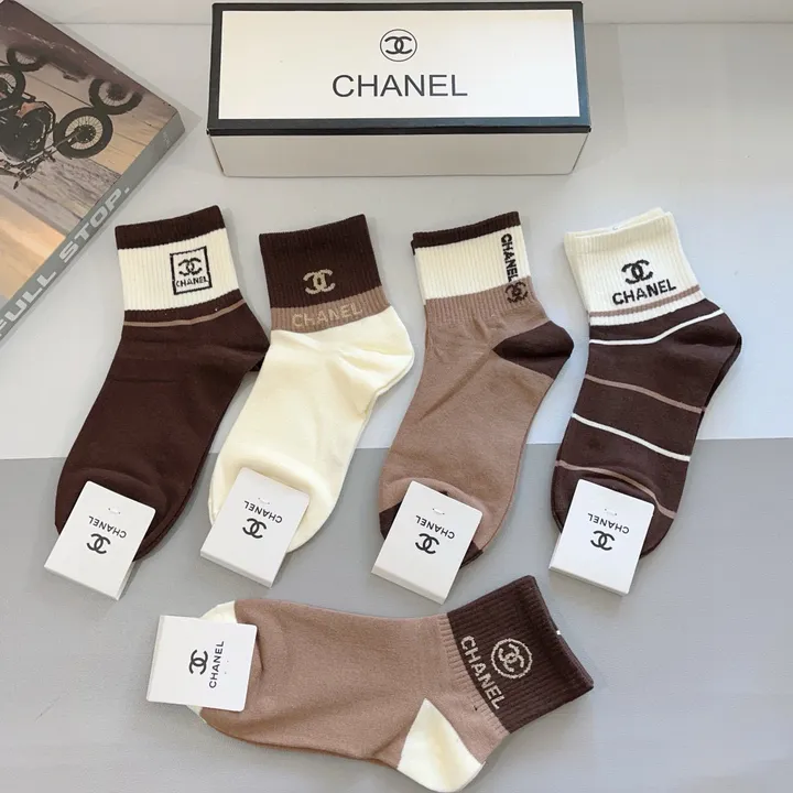 スーパーコピー シャネル 靴下