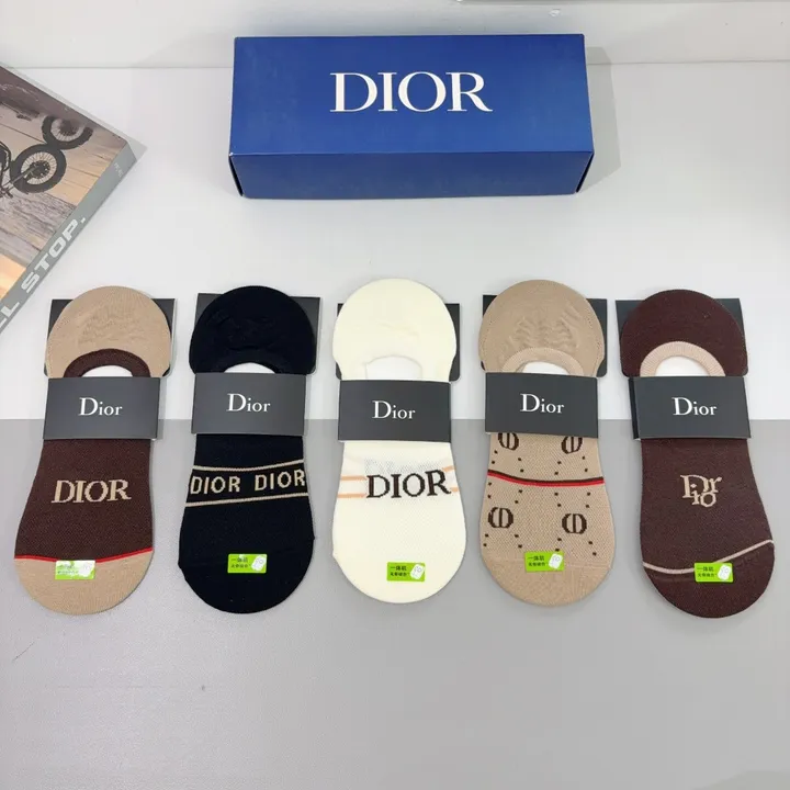 スーパーコピー ディオール 靴下