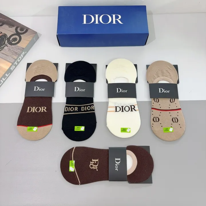 スーパーコピー ディオール 靴下
