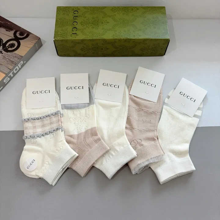 スーパーコピー グッチ 靴下