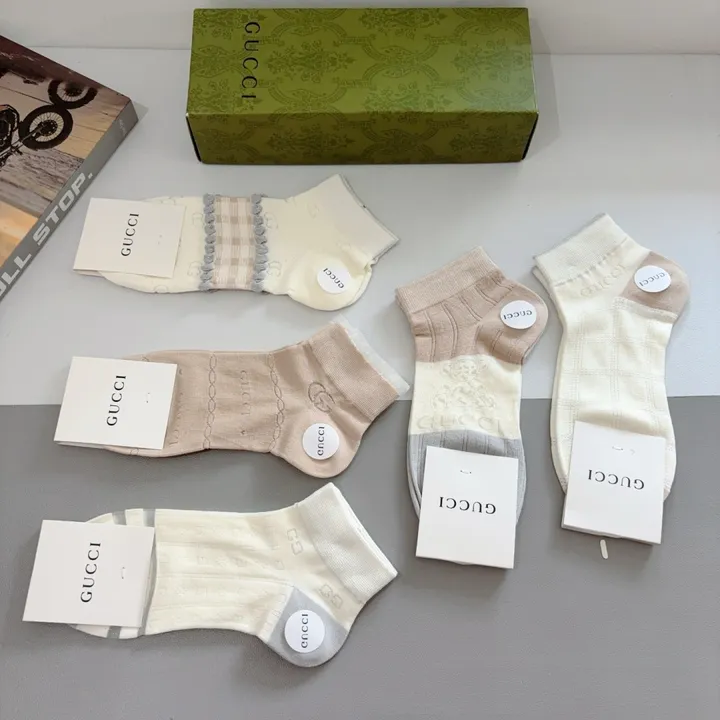 スーパーコピー グッチ 靴下