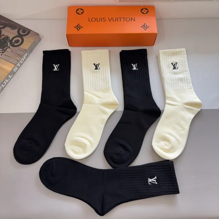スーパーコピー ルイヴィトン 靴下