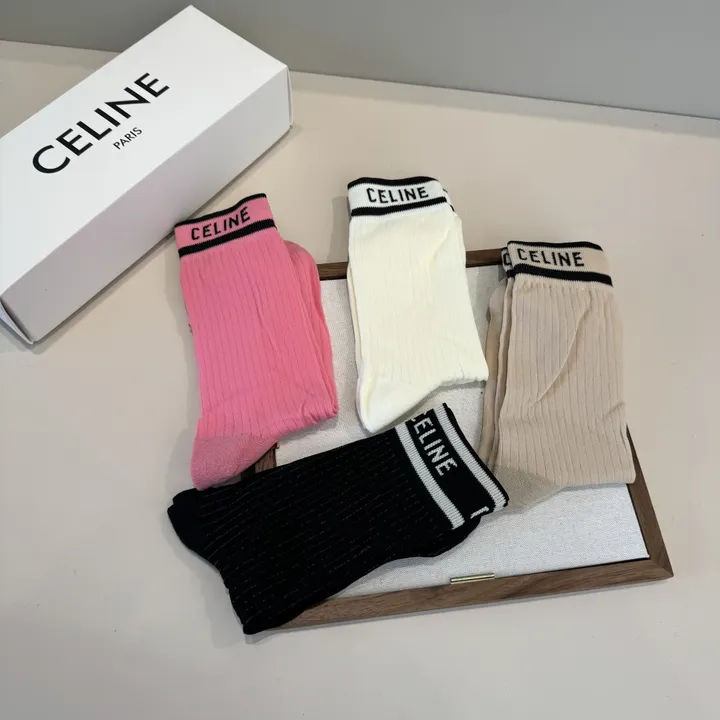 スーパーコピー ディオール 靴下