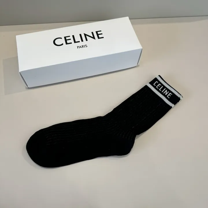スーパーコピー ディオール 靴下