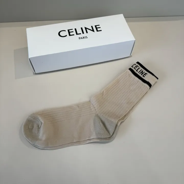 スーパーコピー ディオール 靴下