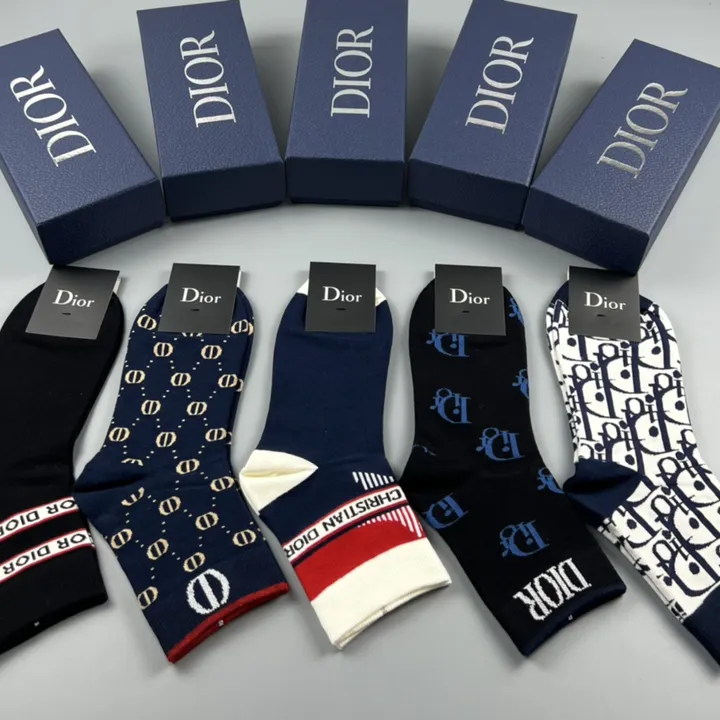 スーパーコピー ディオール 靴下