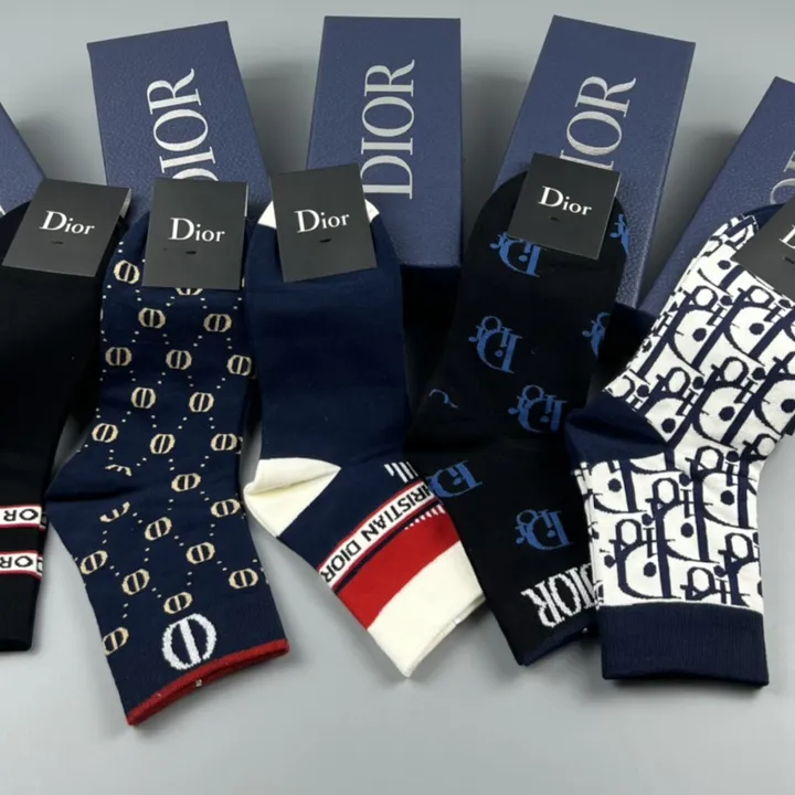 スーパーコピー ディオール 靴下