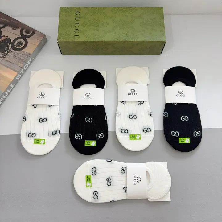 スーパーコピー グッチ 靴下