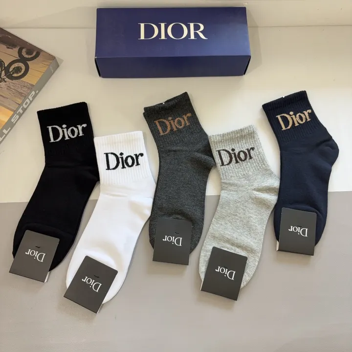スーパーコピー ディオール 靴下