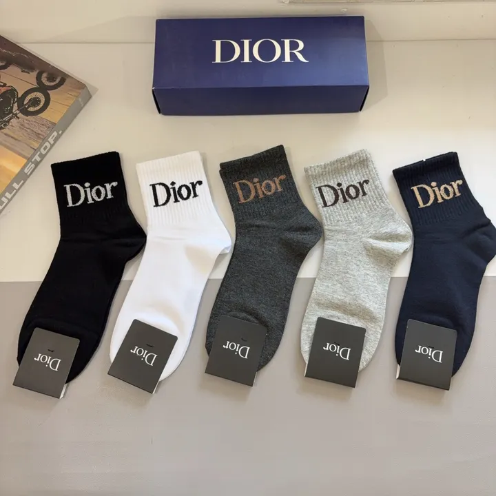スーパーコピー ディオール 靴下