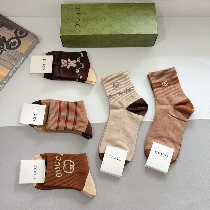 スーパーコピー グッチ 靴下