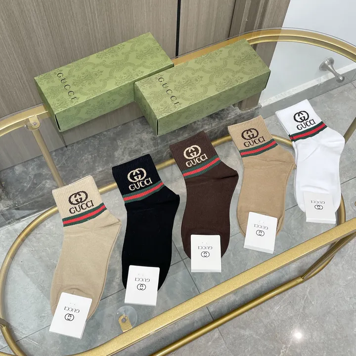 スーパーコピー グッチ 靴下