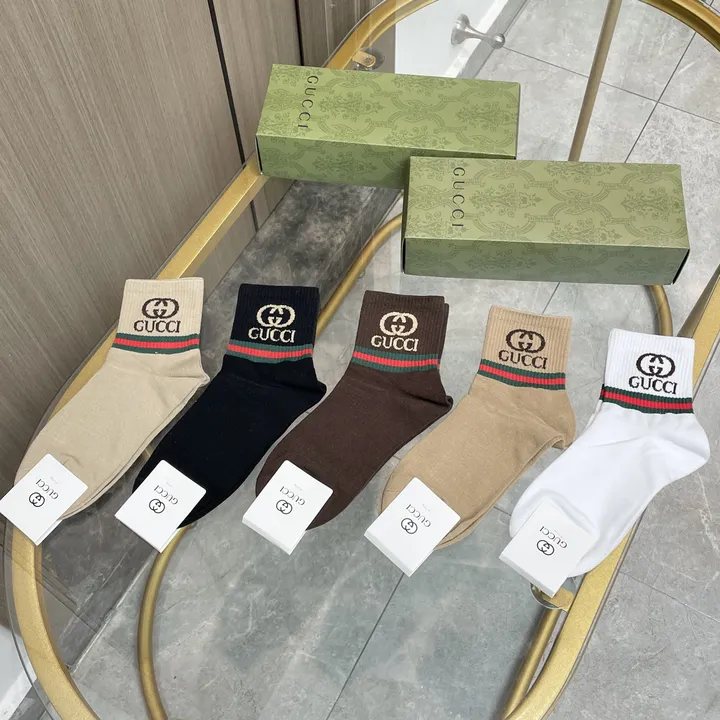 スーパーコピー グッチ 靴下
