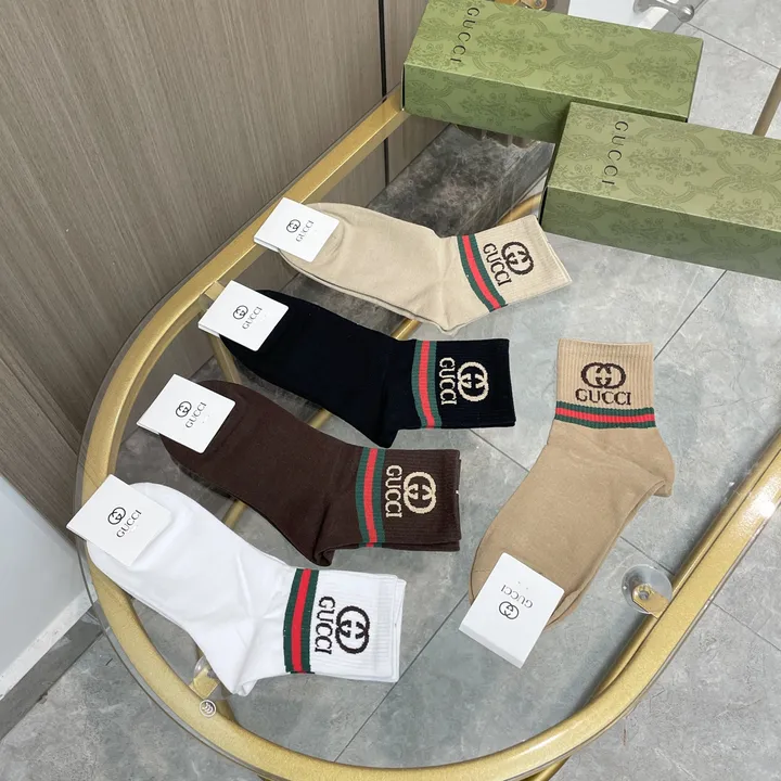 スーパーコピー グッチ 靴下