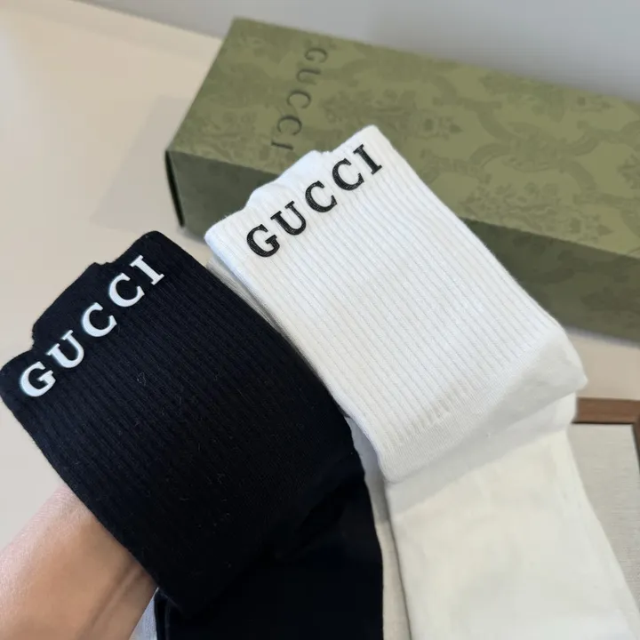 スーパーコピー グッチ 靴下