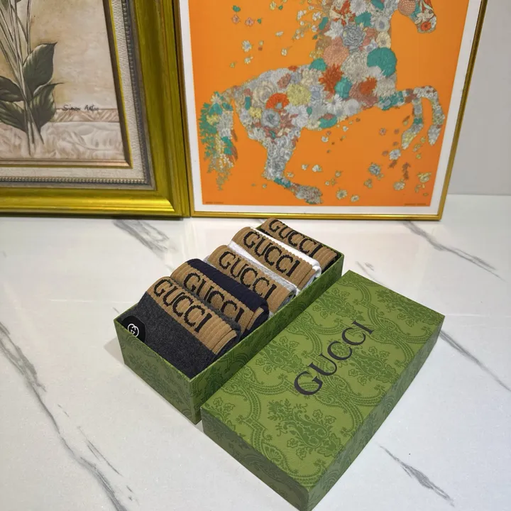 スーパーコピー グッチ 靴下