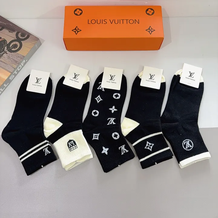 スーパーコピー ルイヴィトン 靴下