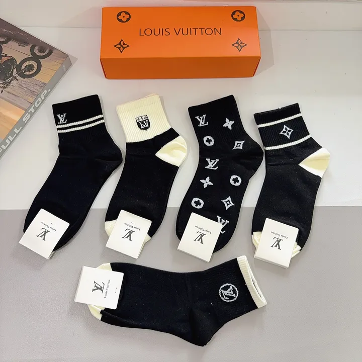 スーパーコピー ルイヴィトン 靴下