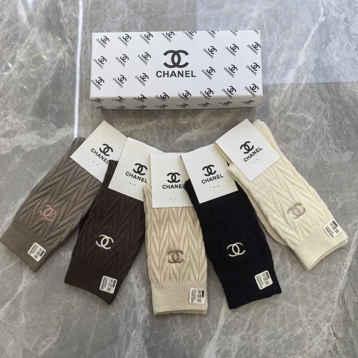 スーパーコピー シャネル 靴下