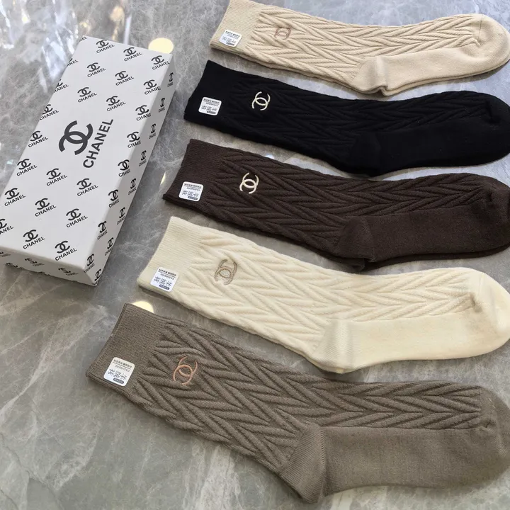 スーパーコピー シャネル 靴下